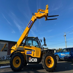 Compre un Manipulador Telescópico JCB Usado de Alta Calidad, Modelo 532 70, Elevación de 7 m, Capacidad de 3200 kg, Altura de Horquilla de 90 mm, Diseñado para Terrenos Difíciles y Todoterreno - Product Image 6
