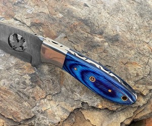 Cuchillo de caza/para desollar hecho a mano con hoja de acero de Damasco de 3 mm, mango de madera, funda de cuero, calidad DIY, OEM disponible - Product Image 4