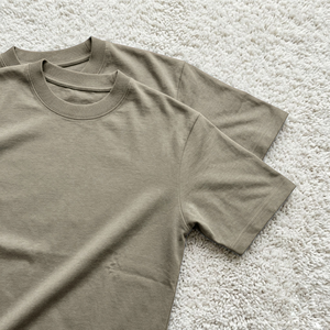 T-shirt unisexe en coton noir écologique à séchage rapide, manches courtes, col rond, couleur unie, jersey tricoté, logo personnalisé imprimé, coupe ajustée - Product Image 3