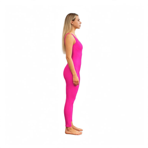 Top deportivo de yoga acanalado para mujer con cuello cuadrado, espalda descubierta, logo frontal, transpirable, ajustado, color nude, para correr y fitness - Product Image 4