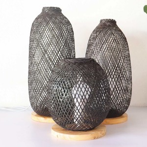 Lámparas de pie de bambú decorativas al por mayor, con pantalla de lámpara artesanal de último diseño. - Product Image 3