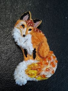 Premium Handmade Embroidery Beaded Brooch Luxury Decorative Pin Detailed Hand Embroidery Fashion Jewelry Coat Decoration MD - Product Image 6