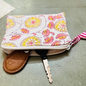 Luxury <b>Small</b> Quilted Cotton Fabric Wallet Women Blue Floral Zipper Coin <b>Purse</b> Eco-Friendly Durable Compact Portable - Product Image 6