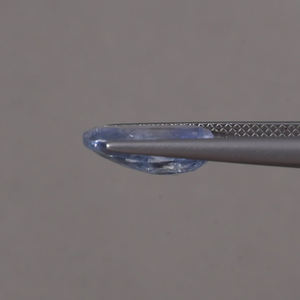 ไพลินสีน้ำเงินธรรมชาติแบบเม็ดเดี่ยว |   เพชรทรงคุชชั่นขนาด 12x8 มม. เกรด AAA รับรองโดย IGI น้ำหนัก 5.10 กะรัต ผ่านการเคลือบน้ำมัน เหมาะสำหรับทำเครื่องประดับแหวน - Product Image 2