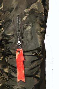 Venta al por mayor 2025 logotipo personalizado moda calle hombres chaqueta bombardero invierno grueso Casual MA-1 chaqueta recortada para hombres - Product Image 3