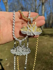 Pendentif Charme Tishya Diamant Moissanite pour Femme, Hip Hop New York NYC Skyline, Coupe Brillante, Effet Glacé, en Argent 925 Véritable Plaqué Or, 40g - Product Image 4