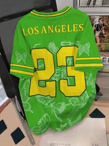 Maillot de football personnalisé vert surdimensionné en mesh avec motif 23, streetwear, col en V, respirant, unisexe, t-shirt de sport, vente en gros - Product Image 5