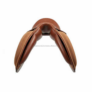 Silla de montar inglesa para doma clásica de Real International Saddlery, de cuero vacuno suave, equipo de equitación para carreras. - Product Image 3