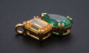 Colgante de Lujo con Zafiro Amarillo de Corte Esmeralda y Diamante Cultivado en Laboratorio de Corte Pera Verde Fantasía - Product Image 4