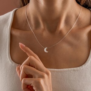 Collar de plata de ley 925 con luna creciente y ópalo, chapado en oro de 14 quilates, joyería de ópalo blanco y azul para mujer, regalo. - Product Image 1