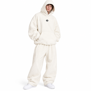 Sweat à capuche tendance en polaire sherpa beige, coupe oversize, chaud pour l'hiver, avec poches, style streetwear, fournisseur de sweats à capuche balaclava personnalisés - Product Image 3