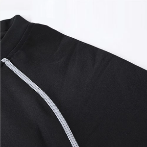 Encuentra un Rashguard similar al Icon OEM personalizado para hombre, de spandex, UPF50, para surf, buceo, BJJ, MMA, gimnasio, compresión, secado rápido, manga larga, 230g - Product Image 5