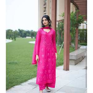 Ensemble haut et bas en organza brodé à imprimé floral fait main pour les fêtes, taille XL, silhouette droite, taille naturelle, avec dupatta - Product Image 1