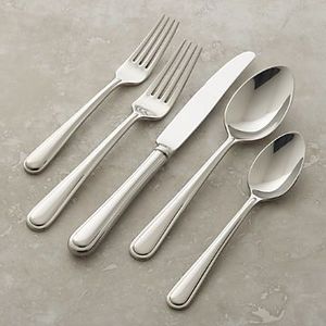 Ensemble de couverts élégants en acier inoxydable, durables et résistants à la rouille, pour la table, la cuisine, les restaurants et les hôtels. - Product Image 2