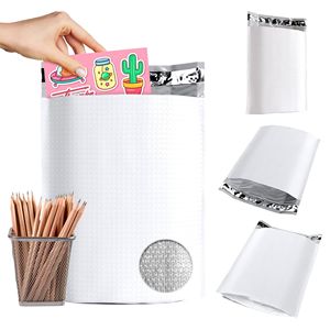 Pacchetti a maglie bianche in Poly 10.5X15.75X4 pollici 5 borse di spedizione a espansione imbottite per abbigliamento bollettini autosigillanti - Product Image 1