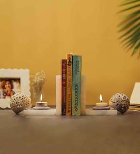 Porte-livres décoratifs en marbre blanc de luxe, style Art Déco, gravés, avec bougeoirs en albâtre et support floral LED pour la décoration intérieure - Product Image 2