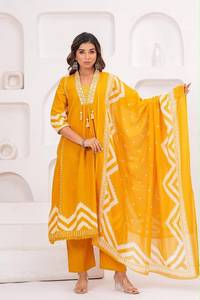 Conjunto Pathani Amarillo Tejido y Bordado con Cintura Natural para Mujer, Kurta Estampada con Cuello en V y Manga 3/4, Pantalón y Dupatta, Atuendo Casual y de Ocio - Product Image 2