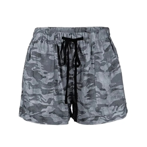 Conjunto de Dos Piezas de Verano, Top Corto con Estampado de Leopardo, Ropa Deportiva para Mujer, Transpirable, Elástica, Pantalones Cortos a Juego, Estilo Athleisure - Product Image 1