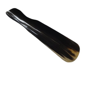 Cuerno de zapato de búfalo de agua real/Cuerno de zapato corto y largo para embalaje de una sola pieza Piezas y accesorios para zapatos - Product Image 1