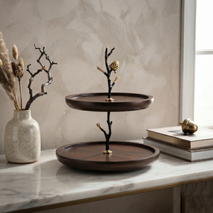 Plateau de service rustique à deux niveaux en bois de noyer avec tige sculptée en forme de branche noire et embout en forme de gland doré pour un service et des présentations modernes - Product Image 1