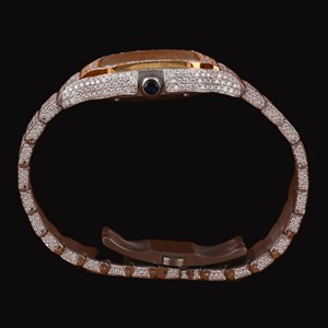 Montre en acier inoxydable avec mouvement à quartz, diamants en moissanite, cadran en verre, bracelet en or jaune, clarté VVS, élève le luxe et la mode - Product Image 6