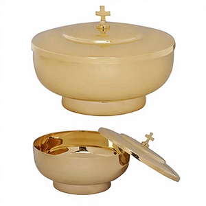 Ciborio de Latón Chapado en Oro con Tapa con Cruz |   Recipiente de Comunión de Perfil Bajo – DOUBLE VEE EXPORTS - Product Image 1