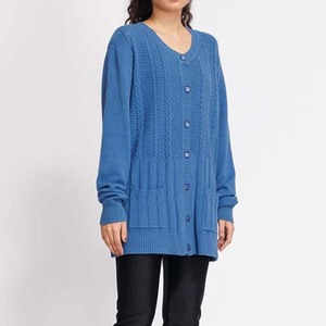 Cardigans en laine/cachemire tricotés sur mesure de qualité supérieure à col en V, extra longs, pour les sororités/fraternités - Product Image 4
