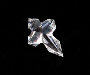 OM GEMS Diamante de laboratorio con corte en cruz único en forma de cruz de Cristo, excelente corte, 1.50 Ct, HPHT CVD, E,F VVS-VS, para colgante - Product Image 4