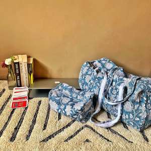 Juego de 3 Bolsas de Aseo para Mujer con Cierre de Cremallera de Algodón, Diseño Acolchado con Estampado Floral, Rectangular, Gran Capacidad, Bolsa de Maquillaje Cosmética para Viaje - Product Image 1