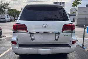 Mejores coches usados en venta en Best Brker Auctiion, LX570 2015, 5.7 Litros V.8 4WD - Product Image 4