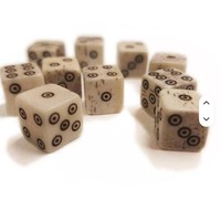 Dés de jeu cubiques en os de buffle blanc poli faits à la main, design personnalisable, caractéristiques écologiques par Blatant Exports