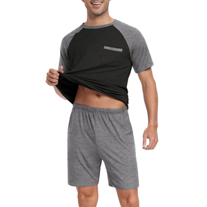 แฟชั่นสตรีทแวร์มาใหม่ ชุดเซ็ตเสื้อยืดกางเกงขาสั้นสองชิ้นสำหรับผู้ชาย ฤดูร้อน พิมพ์โลโก้ตามสั่ง แห้งเร็ว ผลิตจากโพลีเอสเตอร์/คอตตอน รับสั่งทำ - Product Image 5