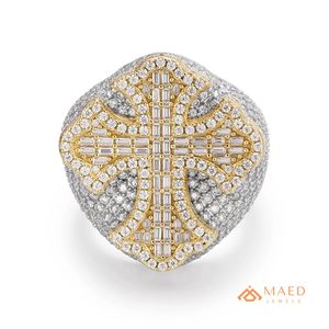 Anillo de Moissanita con Cruz Chapado en Oro de 14K para Hombre, Estilo Hip Hop, con Incrustaciones de Diamantes, Corte Baguette, Joyería de Lujo - Product Image 1