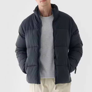 Veste d'hiver respirante de style streetwear de haute qualité avec logo frontal - Product Image 1