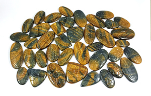 Venta al por mayor de tallas de piedra natural de ojo de tigre, cristal curativo de cuarzo de forma libre para decoración y joyería - Product Image 4