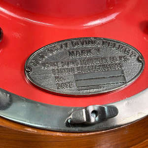 Casco de Buceo Rojo Estilo Vintage de Acero y Aluminio, Decorativo Náutico, para Hogar, Oficina, Bar, Restaurante, Hotel - Product Image 6