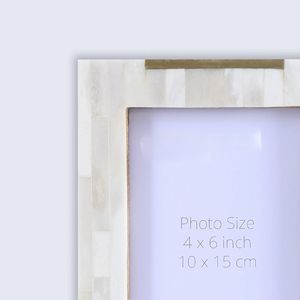 Marco de Fotos con Incrustaciones de Hueso Hecho a Mano con Diseño Floral - Product Image 3