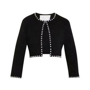 เสื้อสเวตเตอร์ถักสำหรับผู้หญิง OTM, เสื้อถักคาร์ดิแกนเสื้อสเวตเตอร์สลิมมิ่งเสื้อโค้ทลำลองประดับมุกเสื้อผ้ากรีก AKA - Product Image 1