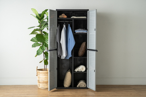 Armoire de rangement extérieure en plastique avec portes à lattes, organisateur utilitaire peu encombrant - Product Image 6