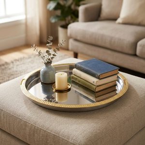 Plateau de service artisanal en acier inoxydable 304, 38 cm, design minimaliste, anneau en laiton doré effet miroir, bordure en laiton martelé bicolore, pour la décoration intérieure et l'utilisation hôtelière - Product Image 2