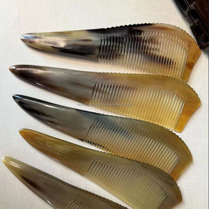 Peine personalizado para salón Kansa, Arte Creativo, diseño de bronce, dientes anchos, madera inspirada en Ayurveda, India - Product Image 5