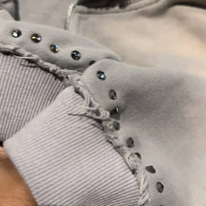 Sweat-shirts à capuche Ibex personnalisés en molleton épais 500 GSM, effet délavé, double fermeture éclair, style nouveau, avec strass personnalisés et effet vieilli - Product Image 4
