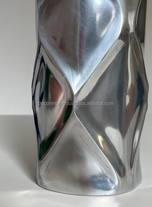 Vase à fleurs en aluminium coulé fait à la main côtés inégaux tapis fini avec miroir polonais pour la décoration intérieure Pot de mariage décoration de la maison - Product Image 3