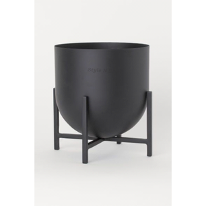 Jardinière noire attrayante en fer thermolaqué, durable, multi-usages, pour extérieur, avec drainage - Product Image 1