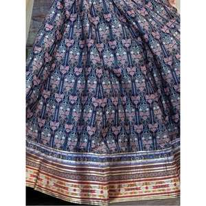 Increíble azul marino Digital impreso arte seda Sangeet Wear Lehenga Choli - Product Image 1