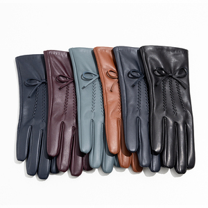 Nouveauté - Gants en cuir tendance - Fabrication artisanale - Gants en cuir pour hommes en vente - Qualité supérieure - Design unique - Tissu lisse - Doux - Product Image 2