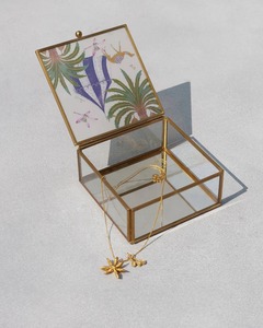 กล่องใส่เครื่องประดับโลหะแก้วทำมือ พร้อมฝาปิดลายพิมพ์โบราณสีสันสดใส - Product Image 2