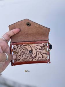 Porte-monnaie en cuir occidental de petite taille, sculpté à la main, élégant et multi-usages, pour unisexe - Vente flash - Product Image 5