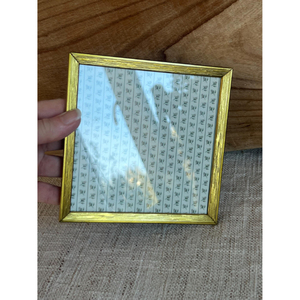 Professional Factory Brass Made Gold Plated <b>Square</b> Shape Decorative Photo <b>Frame</b> Premium Luxury Good Looking Photo Display - Product Image 3