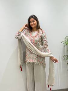 Traditional <b>Indian</b> Pakistani Women's Cotton <b>Kurta</b> Set With Floral Embroidery Floor-Length Loose Fit Casual Wear - Product Image 3